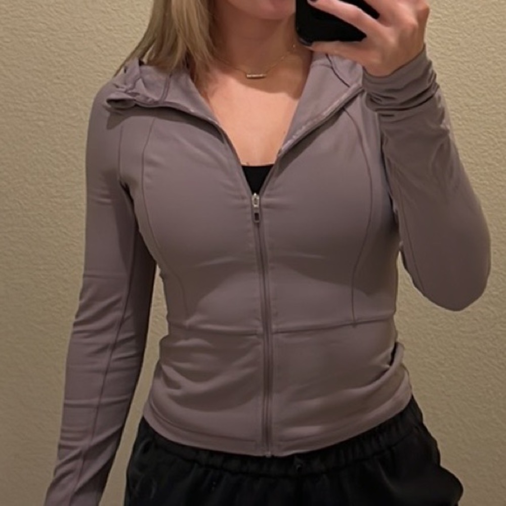 Lululemon Align Running Jacket in Lilac/Lunar Rock
